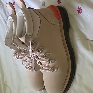 Sorel Hi Line Hiking Boots